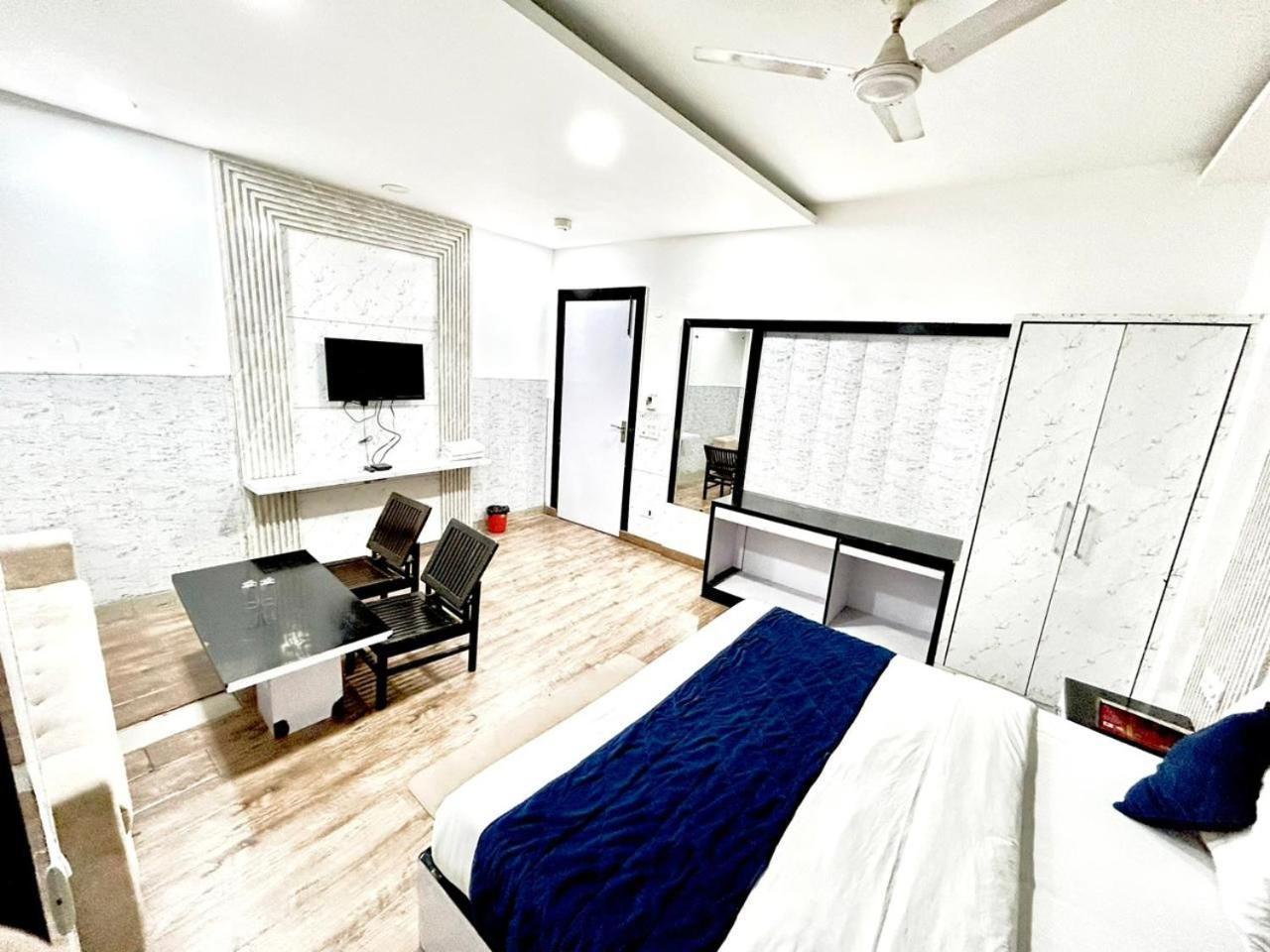 Hotel Spb 87 Near Karol Bagh Metro Station Delhi Delhi (National Capital Territory of India) Exterior foto