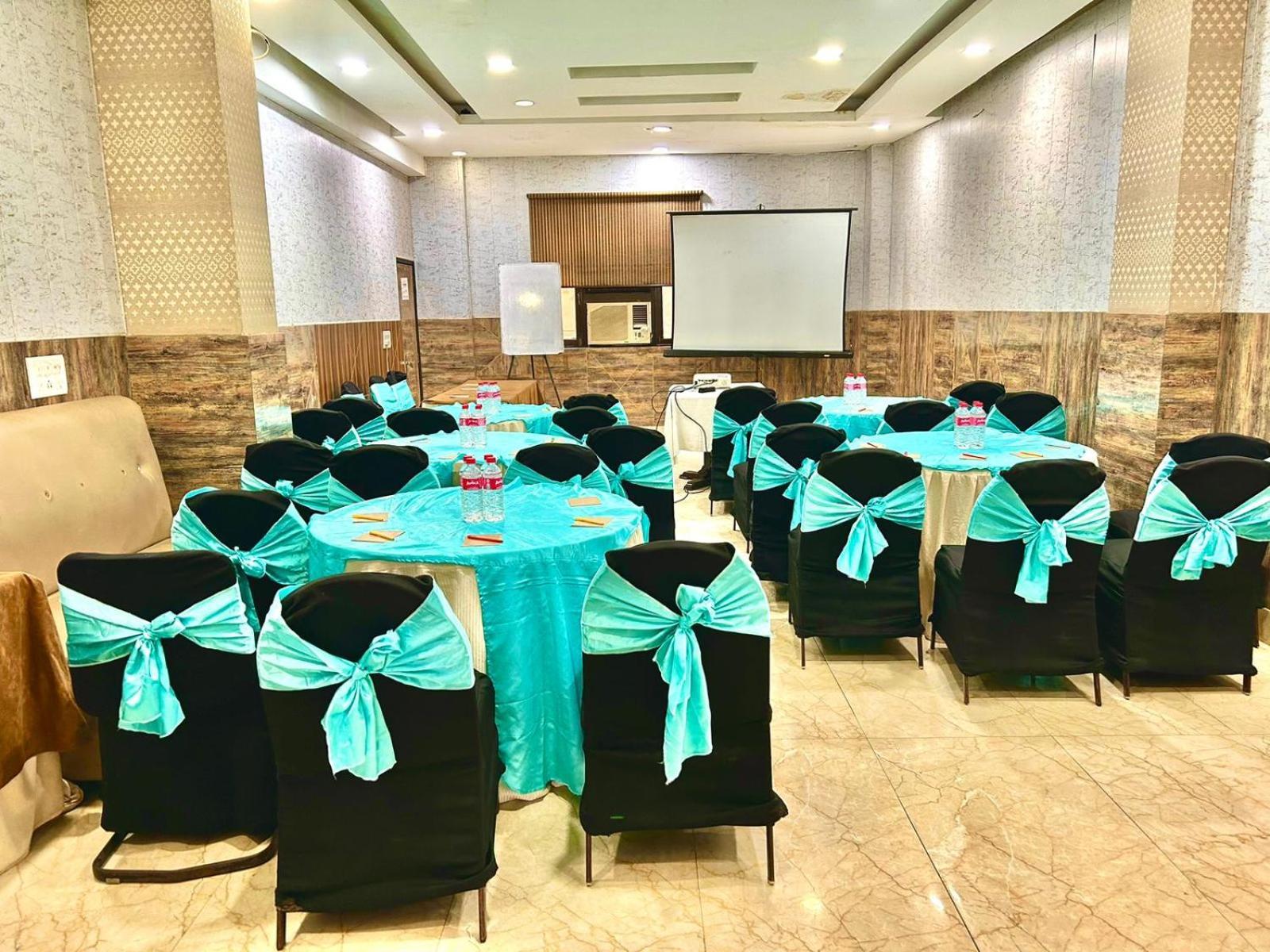Hotel Spb 87 Near Karol Bagh Metro Station Delhi Delhi (National Capital Territory of India) Exterior foto