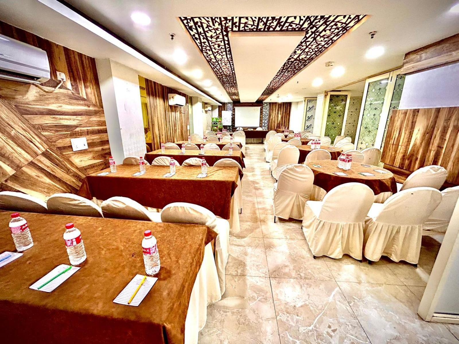 Hotel Spb 87 Near Karol Bagh Metro Station Delhi Delhi (National Capital Territory of India) Exterior foto