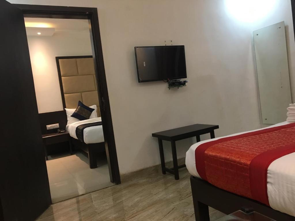 Hotel Spb 87 Near Karol Bagh Metro Station Delhi Delhi (National Capital Territory of India) Exterior foto